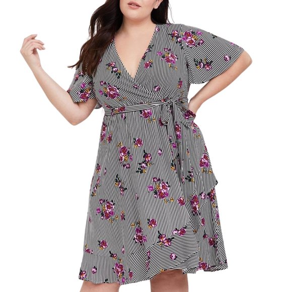 torrid Dresses & Skirts - Torrid Women's Striped Floral Short Sleeve Faux Wrap Ruffle Hem Dress